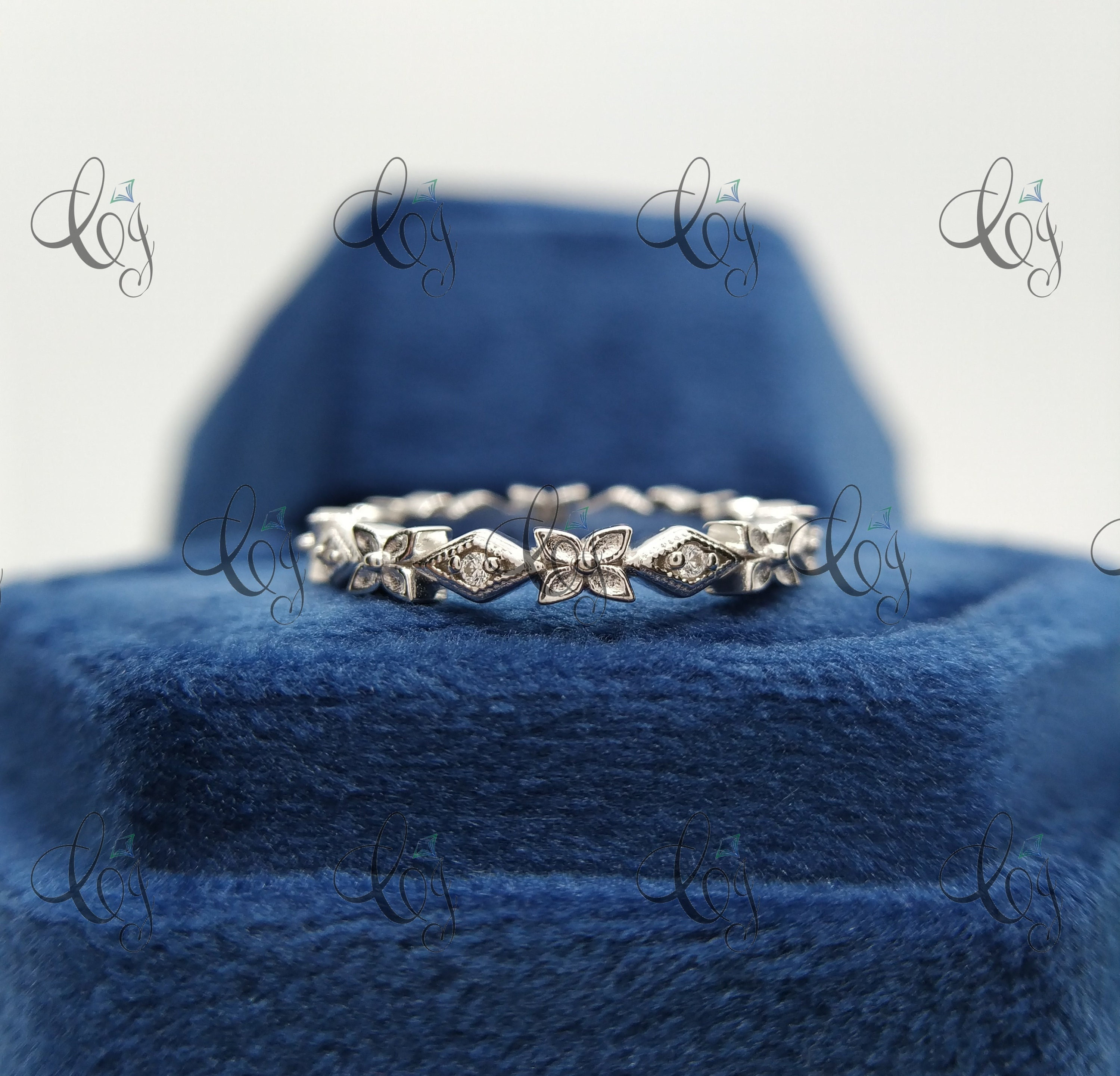 Vintage Art Deco Round Cut Diamond Wedding Band Ring Stacking Band Vintage Floral Band Sterling Silver Antique Band Anniversary Ring For Her