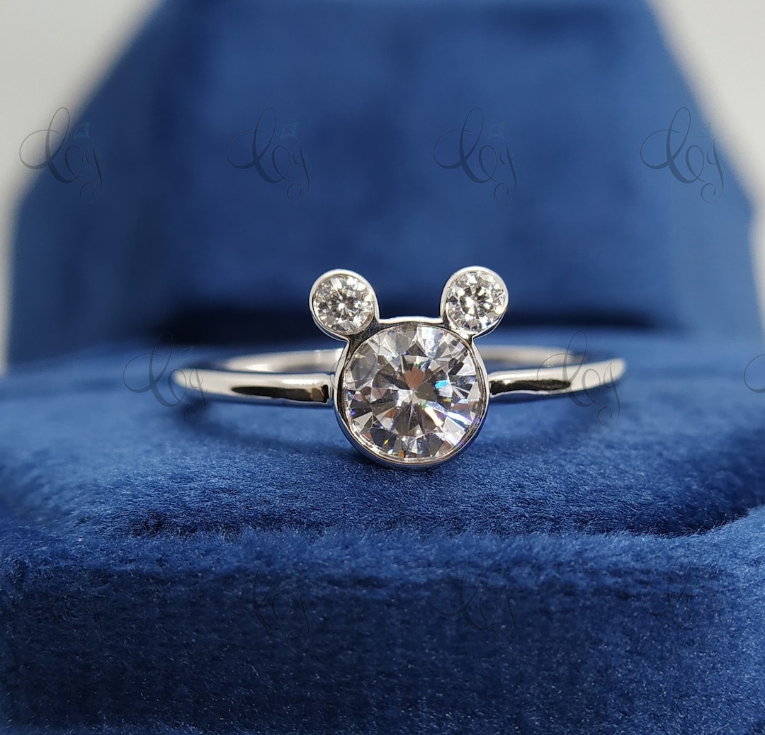 Anello di fidanzamento di Topolino, anello in moissanite con