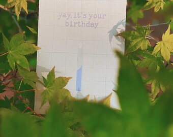 Postkarte *yay it‘s your birthday* . Geburtstag . Postkarte . Kerze . minimalistisch . bunt . gute Laune . Geschenk . sich was wünschen .