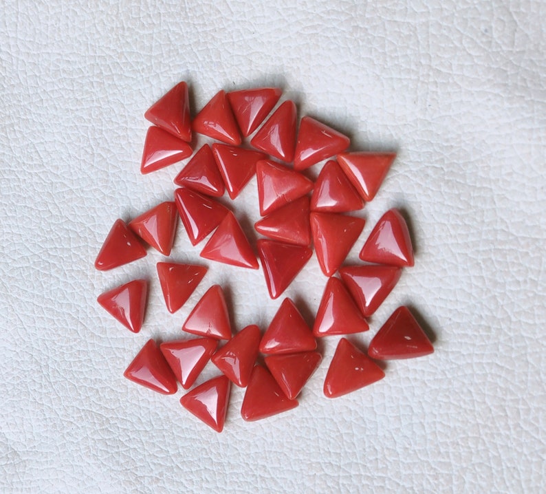 Top Quality Natural Coral 10x8-9x9 MM D774 4 Pieces Finest Quality 100/% Natural Italian Coral Cabochon Gemstone Red Coral Trillion Shape AA
