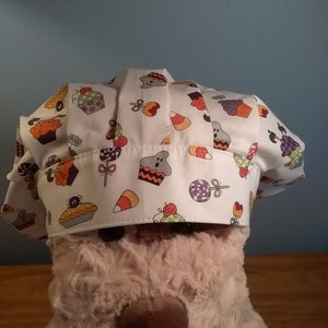 Bouffant scrub cap Nurse&#39;s cap halloween candies cupcakes