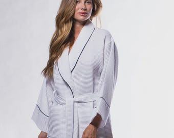 Personalized Shawl Collar Waffle Bathrobe with piping – Custom Embroidered Name, Initial  Spa Dressing Gown Wedding Robe Hotel/Salon Robe