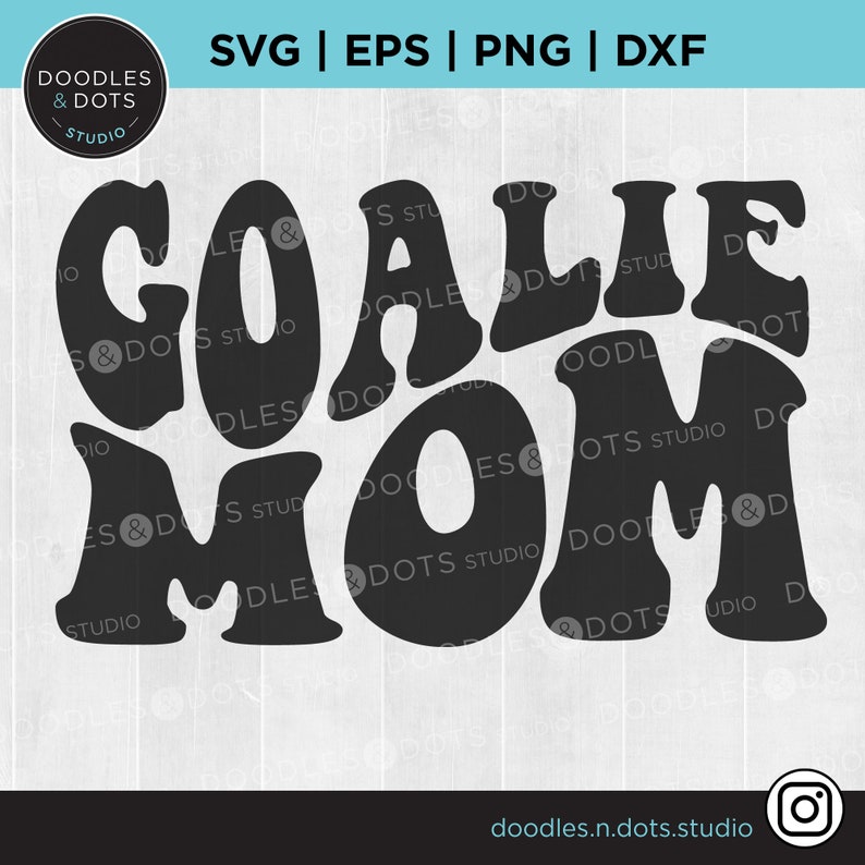 K&ouml;nnte beinhalten: Schwarz-wei&szlig;es Grafikdesign mit dem Text "Goalie Mom" in einem Retro-Psychedelic-Stil.