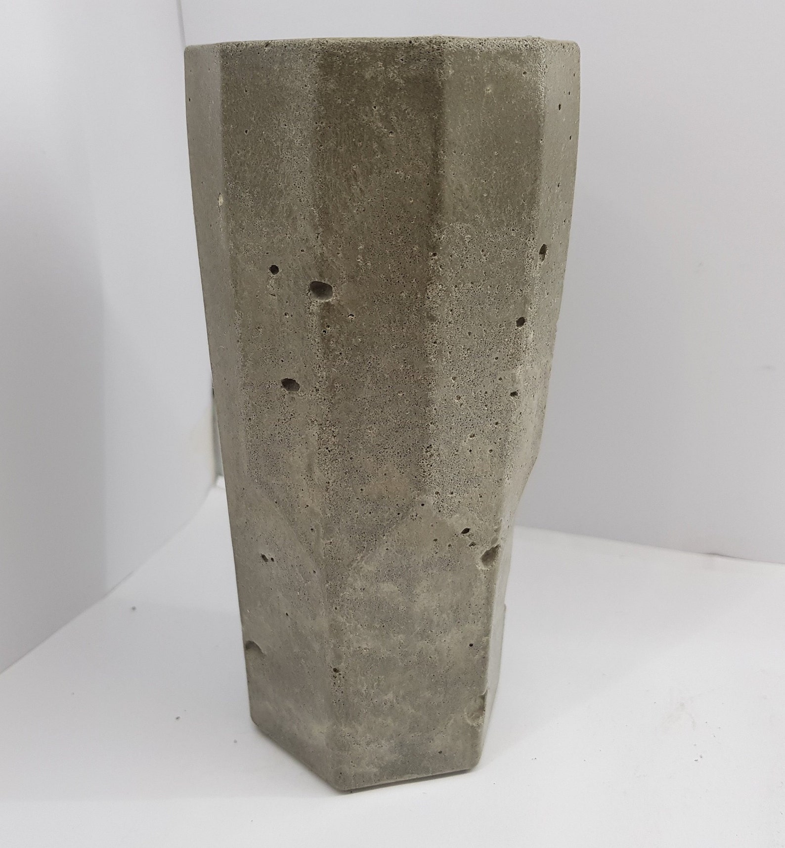 Concrete flower vase Modern Vase Minimalist Bud Vases Etsy