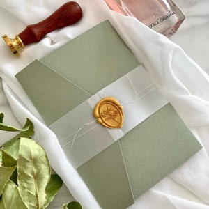 Faire-part de mariage en papier fait main vert olive sauge, faire-part à bords frangés, faire-part de mariage romantique Carte de mariage moderne vert olive rustique