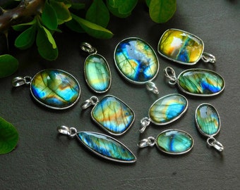 10 pezzi 155 carati di pietra preziosa naturale di labradorite ciondoli placcati in argento, cristalli semipreziosi multi fuoco fatti a mano 11x37-13 x 24 mm #12441
