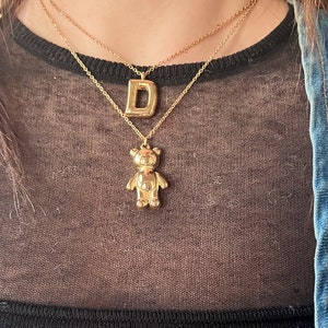Teddy e bambino D. Doppia collana in oro in acciaio inossidabile con lettera e orsetto