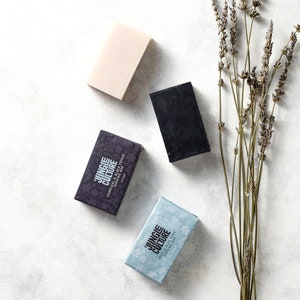 Natural Shaving Soap Bars Vegan Friendly Mint & Aloe Vera Charcoal and Black Pepper Zero Waste Artisan Shave Bar