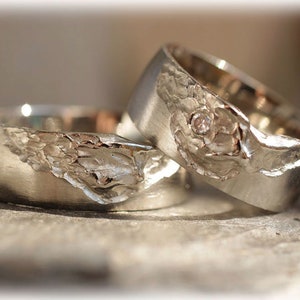 Exceptional Wedding Bands Wedding Rings Hammered Platinum 600 Wedding Bands - IM137