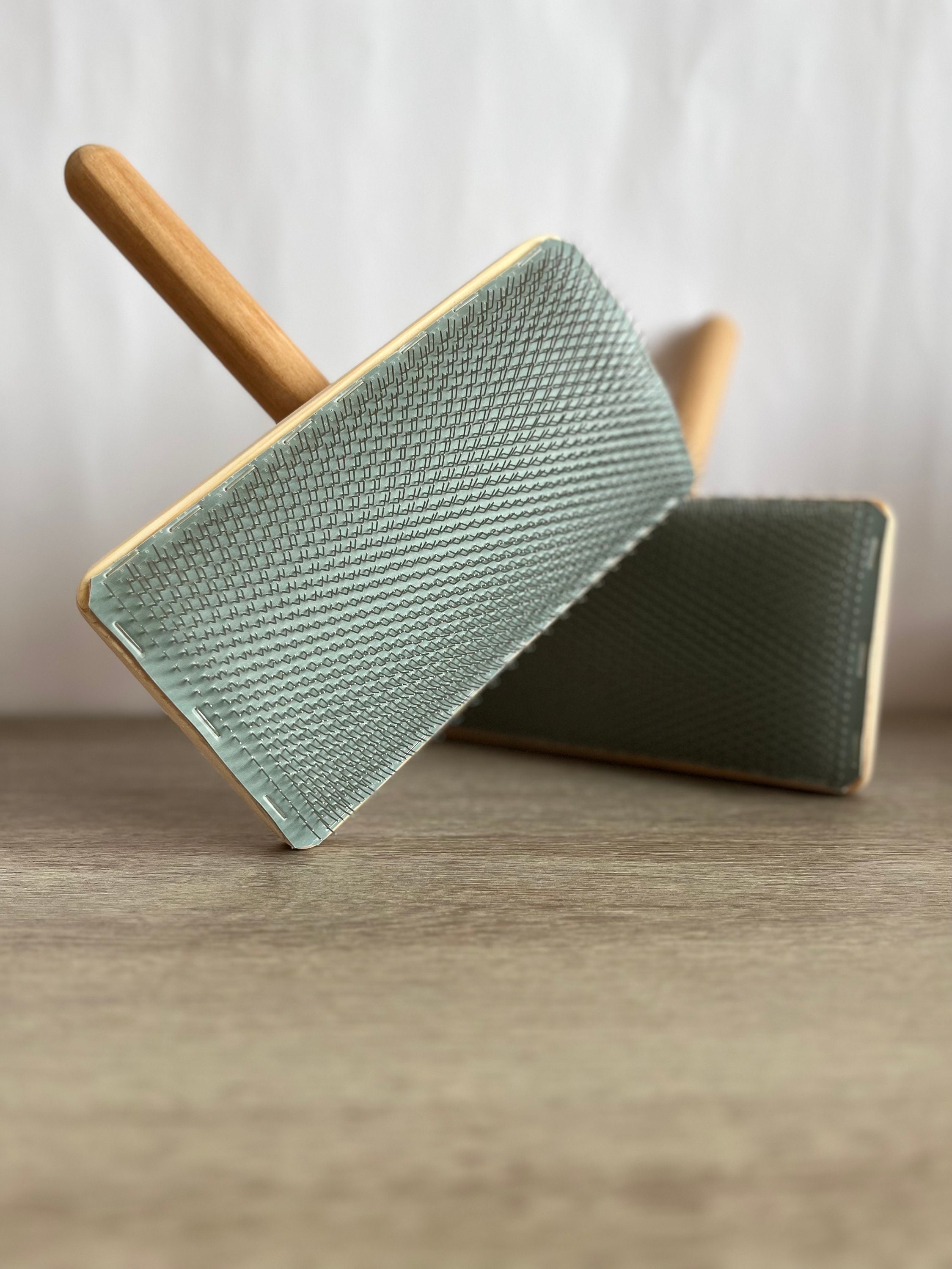 Aazon.co: BENECREAT Wool Blending Board Carding Brush Set, 12.5x10