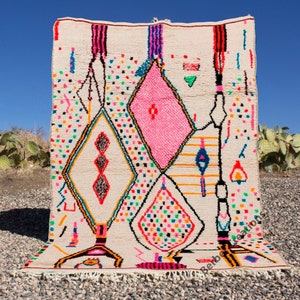 Pink Azilal rug, Bohemian Wool Rug, Tribal Berber Rug, Boho area rug, Moroccan wool rug colorful