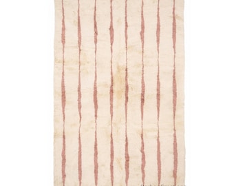 Pink Minimalist Moroccan Beni Ourain Rug – Handmade Berber Wool Rug