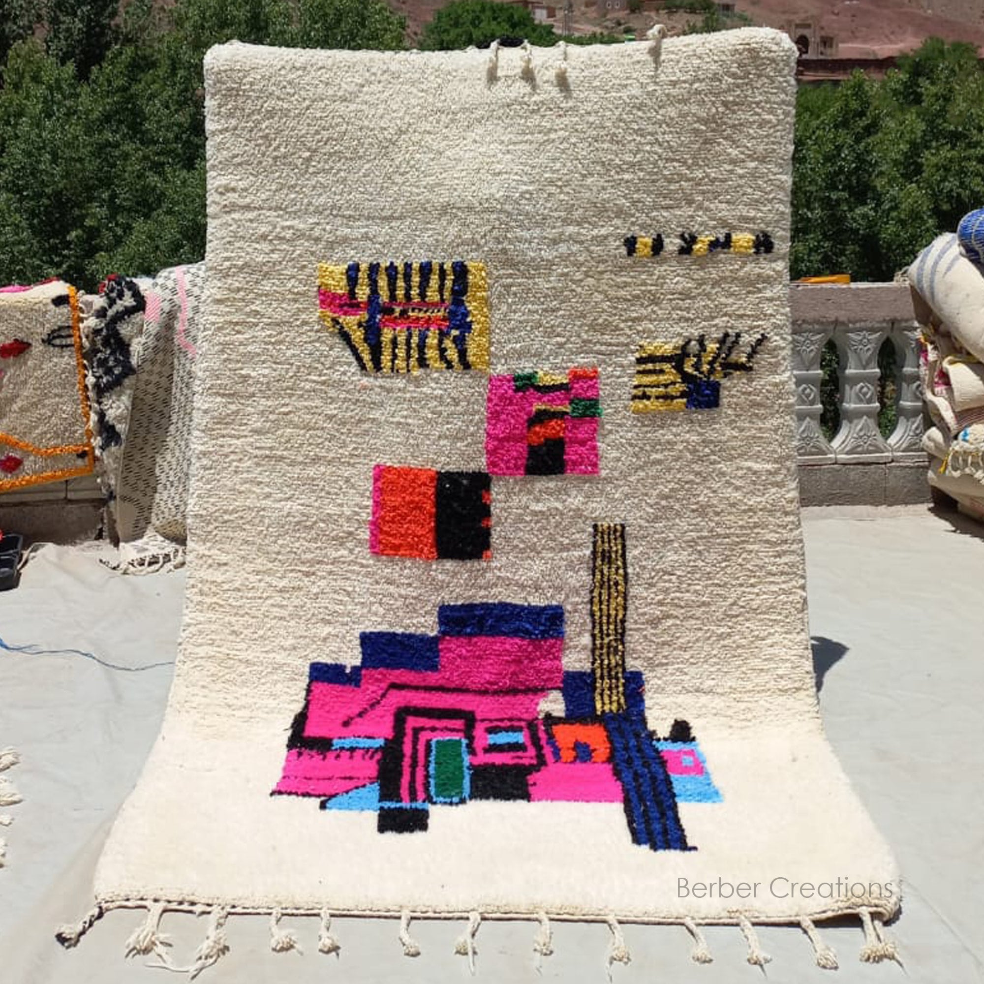 Moroccan Azilal Rug  5.2x8.4 ft, Abstract Boho Berber Wool Rug, Abstract Area Rug, Tribal Handmade Rug