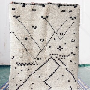 Moroccan rug , Berber carpet , Genuine Wool rug , Handmade rug, boho style, Area rug
