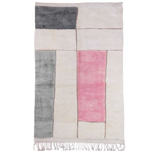 Pink Moroccan rug, Authentic Moroccan rug, Berber carpet, pink area rug, Handmade rug, Beni ourain style, Area rug, Tapis berbere, Teppich