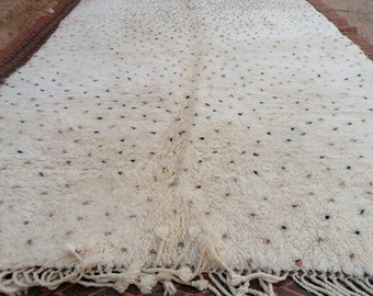 Polka dots Moroccan rug, Beni Ourain rug, Beni Mrirt rug, Berber carpet, area rug, Handmade rug, boho style, Authentic beni rug