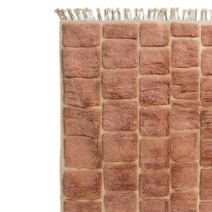 Alfombra marroquí hecha a mano: alfombra geométrica de lana rosa rubor, moderna alfombra bereber personalizada, alfombra abstracta con textura 3D. imagen 5