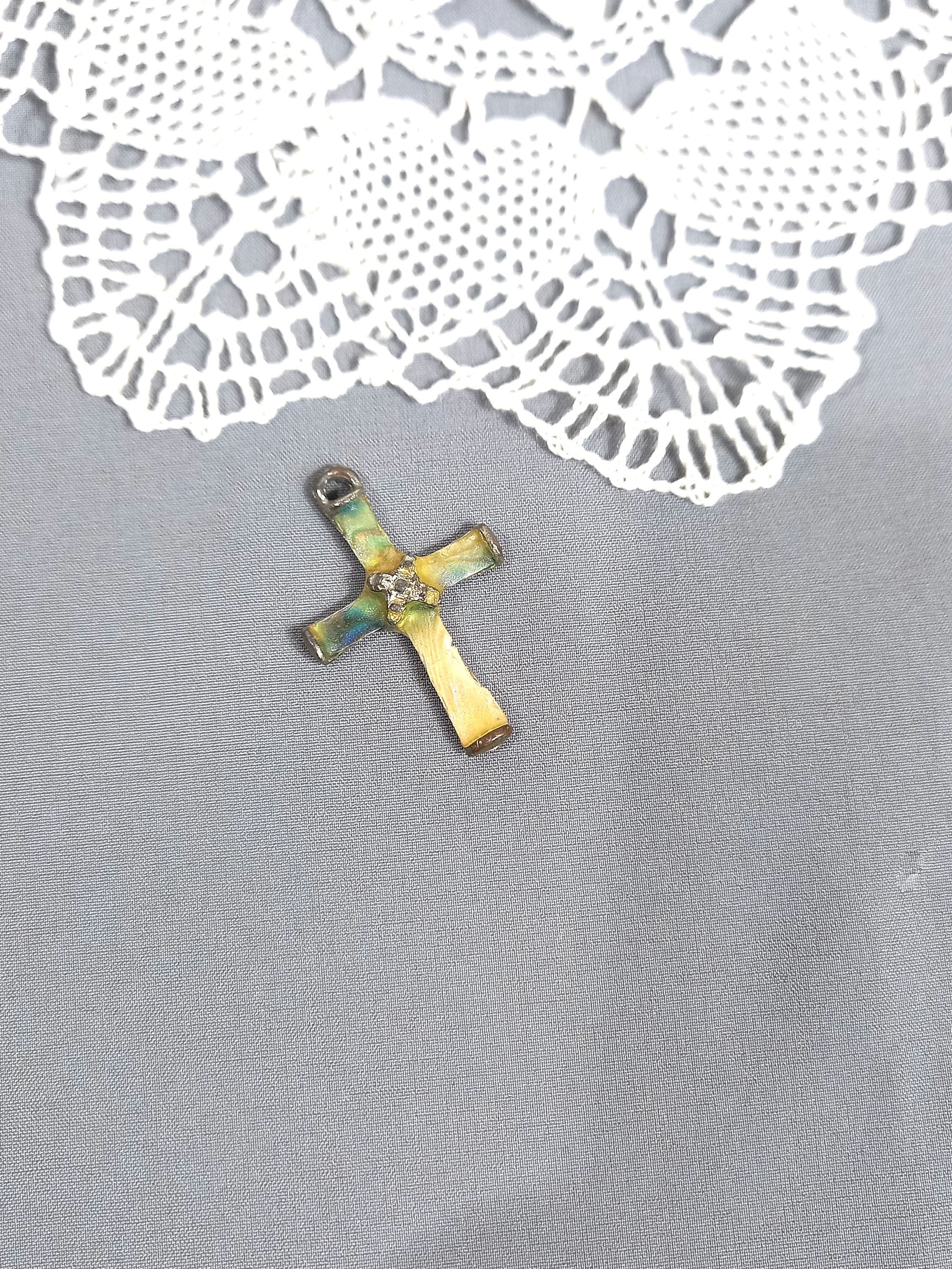 Pendentif Chrétien Vintage Croix - Pendentif Religieux Émaillé en Émail Bleu Vintage Petite France