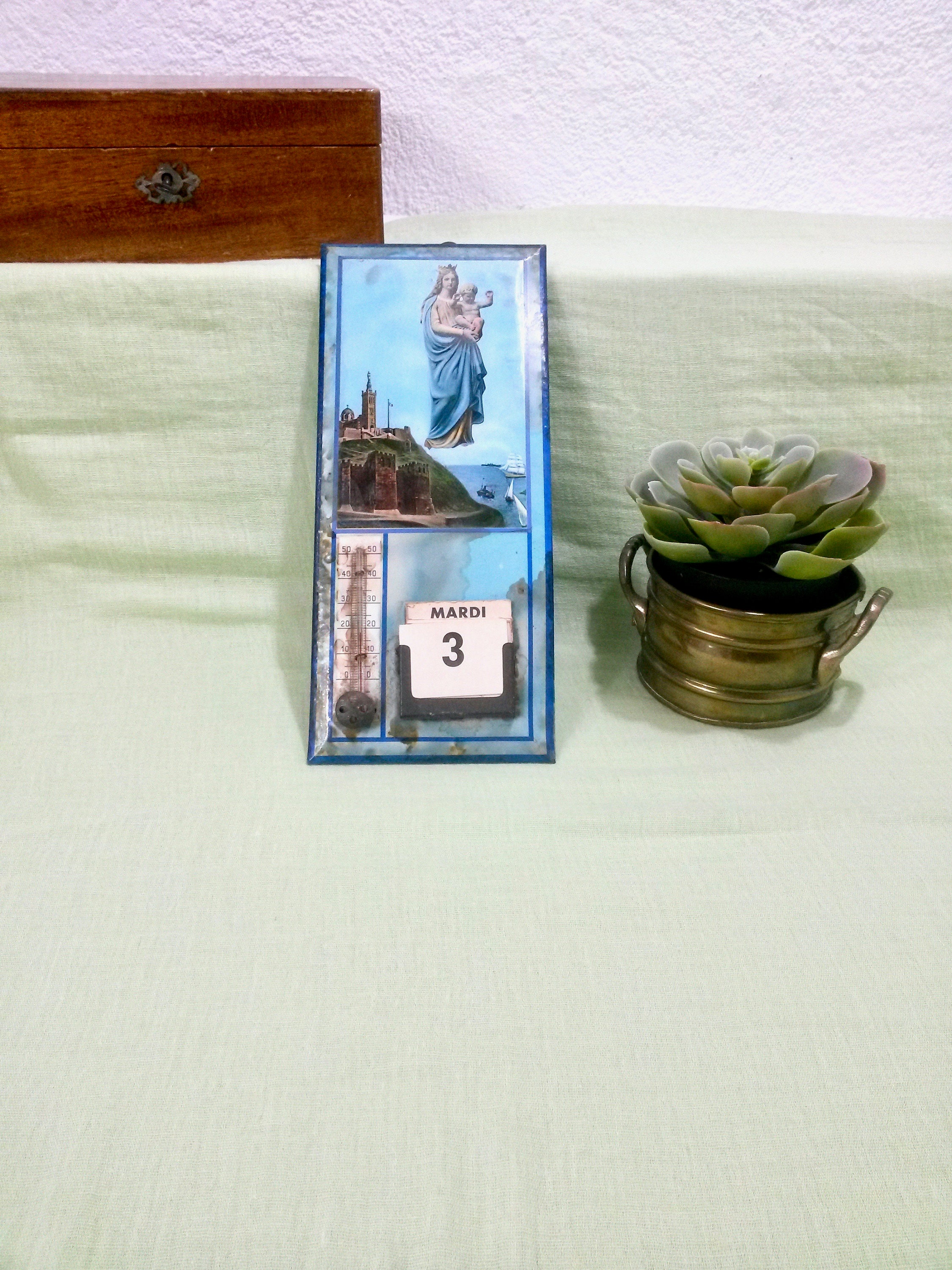 Français Eternal Wall Calendar - Calendrier Religieux Vintage Thermomètre Celcius de Collection