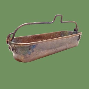 Antique Copper Fish Pot: Hand-Hammered Hearth Decor
