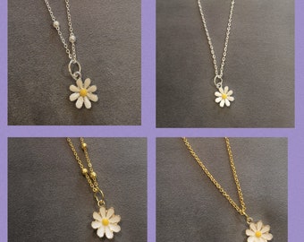 BTS Jimin inspired white daisy necklace  . BTS/JIMIN necklace