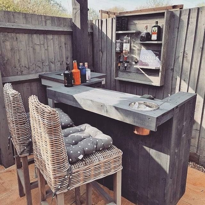 Handmad Timber Garden Bar: Rustic Indoor/Outdoor Home Bar image 11