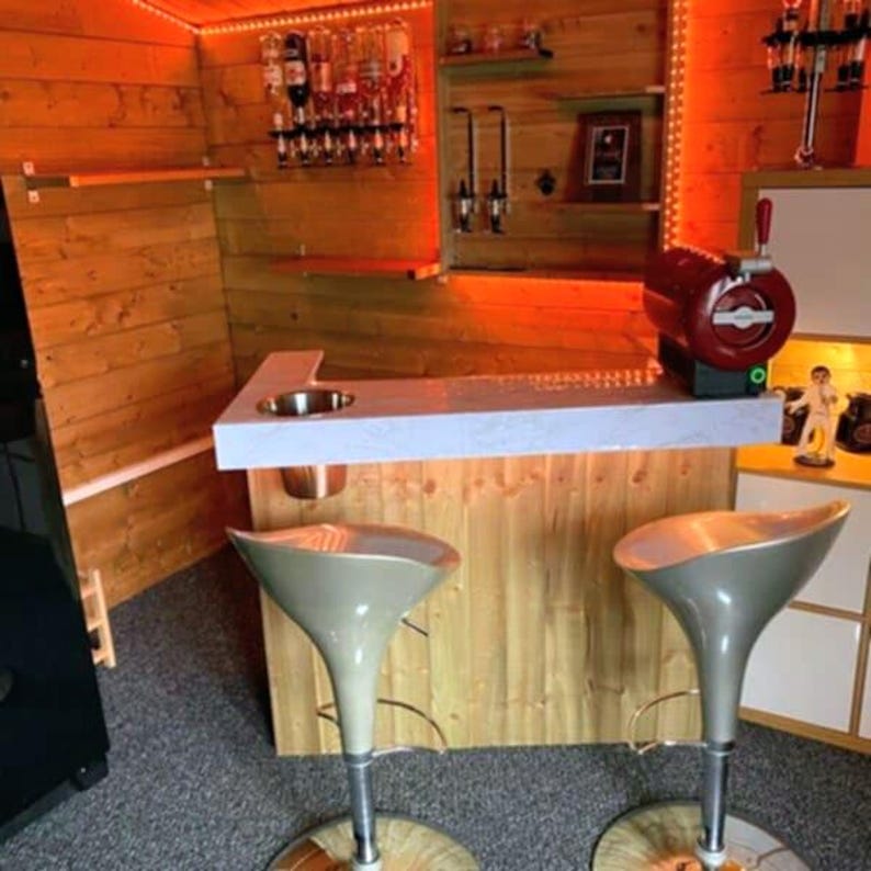 Handmad Timber Garden Bar: Rustic Indoor/Outdoor Home Bar image 5