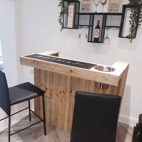 Handmad Timber Garden Bar: Rustic Indoor/Outdoor Home Bar