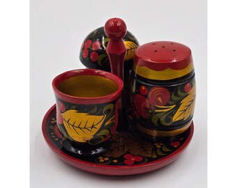 Khokhloma Russian Hand Painted Salt & Pepper Shaker on Trivet w/ Cup Vintage
