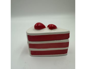 Ceramic Trinket Box Red Velvet Cake Slice 4" W/ Two Glossy Red Hearts EUC