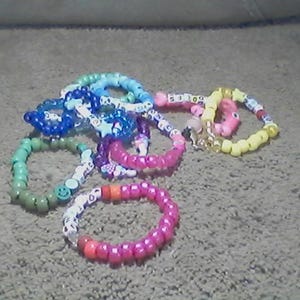 10 Mystery Bracelets Based off of Your Fandom
