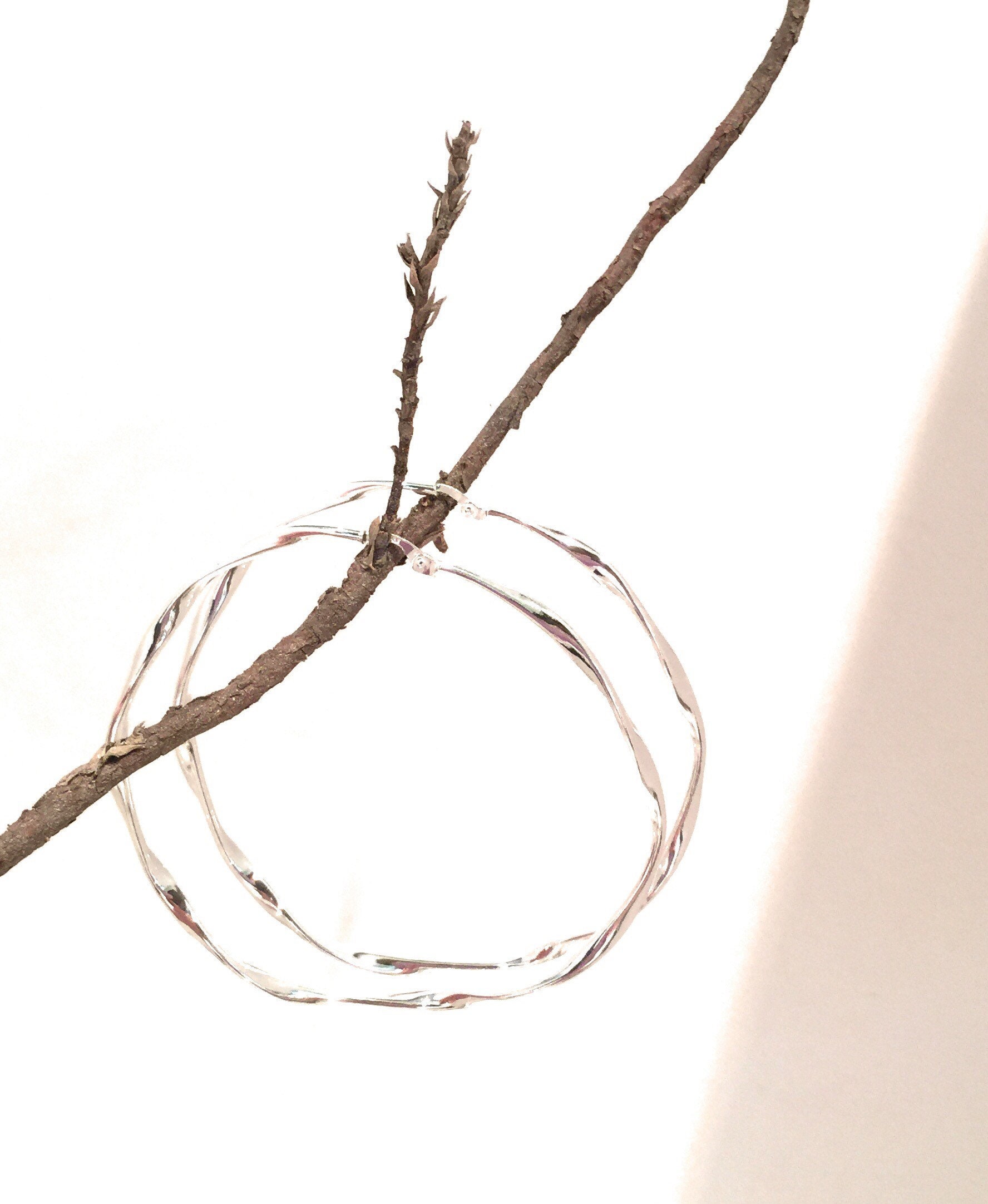 Curb Large Silver Hoop Earring E6526