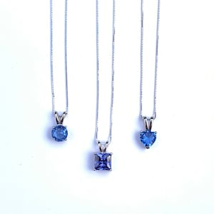 Tansanit Halskette Dezember Birthstone Halskette Minimalist Halskette Dezember Geburtstagsgeschenk Violet Halsketten Violet Purple Crystal Necklace