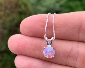 BTS-NP9872/PPO/R Sterling Silver Pendant with Oval Pink Simulated Opal Stone BTS-NP9872/PPO/R Sterling Silver Pendant with Oval Pink Simulated Opal Stone