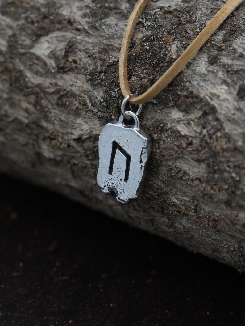 Viking Futhark Rune Uruz\/ Ur Pewter Necklace\/Keychain