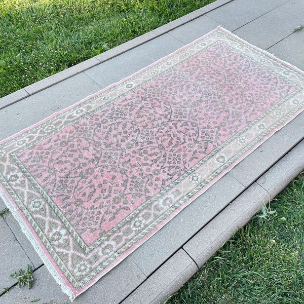 Pink Vintage Rugs Etsy