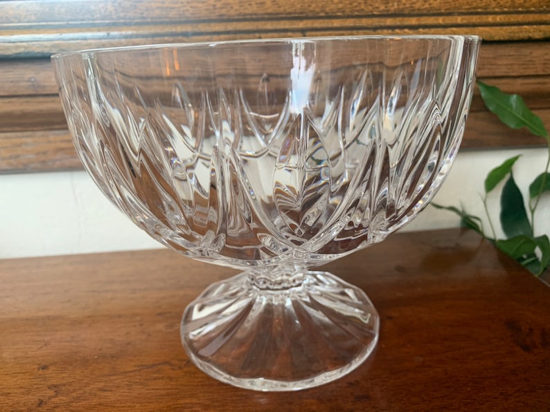 Vintage Crystal Bowl, Vintage Footed Crystal Bowl Heavy Deep Cut Crystal Footed Bowl, Crystal Footed Bowl image 2