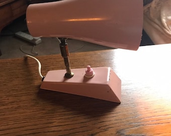 Vintage 1950s Wall Light, MCM Pink Metal Wall Light, Vintage Pink Metal Wall Light