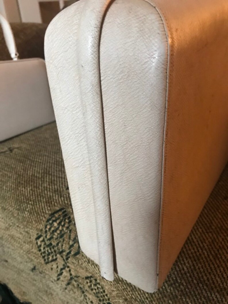 Vintage Revelation Leather Vanity Case
