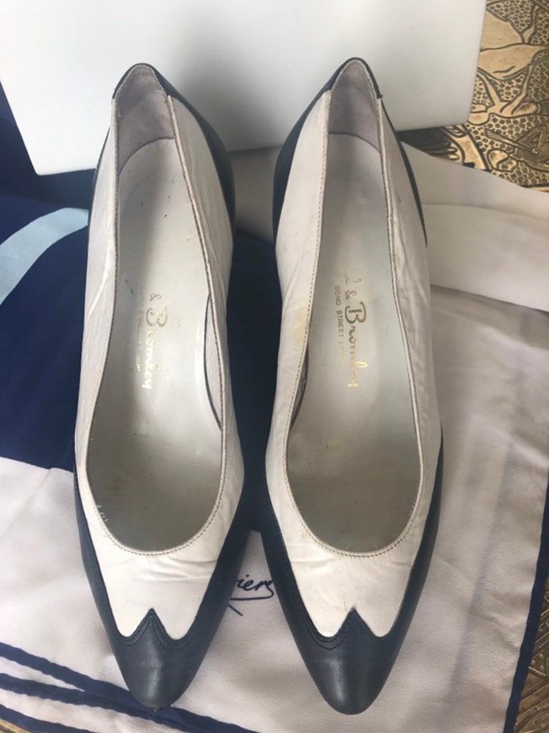Vintage Russell & Bromley Navy and White Leather Shoes Pumps - Etsy UK