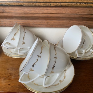 Jahrgang Royal Worcestershire Gold Chantilly Set von China Tassen & Untertassen