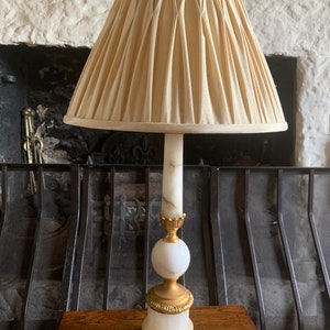 Vintage Hollywood Regency Style Large Marble & Gold Gilt Lamp, Regency Style Large Table Lamp, Marble Gold Gilt Lamp, 19” Regency Table Lamp
