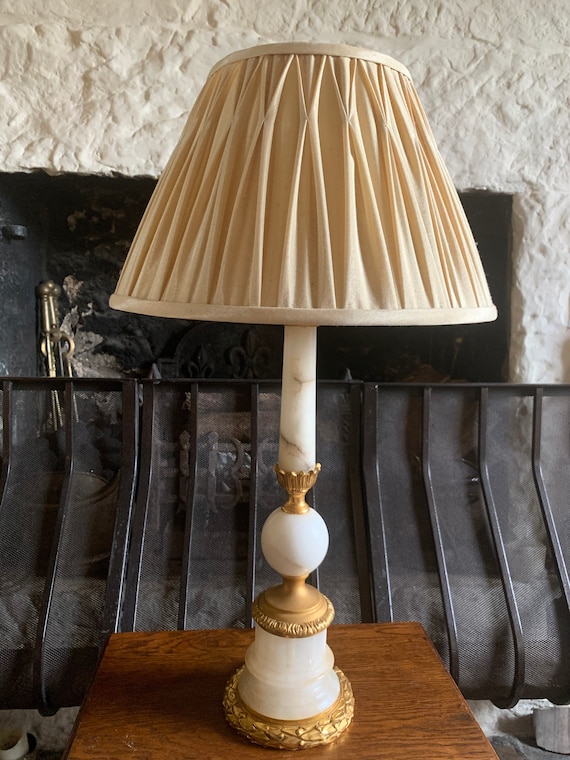 Vintage Hollywood Regency Style Large Marble & Gold Gilt Lamp