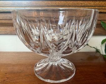 vintage Crystal Bowl, vintage Footed Crystal Bowl Heavy Deep Cut Crystal Footed Bowl, Crystal Footed Bowl