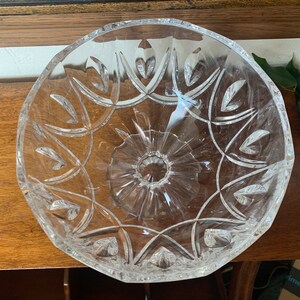 Vintage Crystal Bowl, Vintage Footed Crystal Bowl Heavy Deep Cut Crystal Footed Bowl, Crystal Footed Bowl image 4