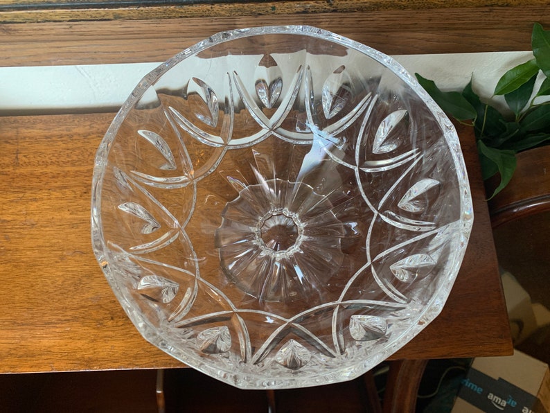 Vintage Crystal Bowl, Vintage Footed Crystal Bowl Heavy Deep Cut Crystal Footed Bowl, Crystal Footed Bowl image 4