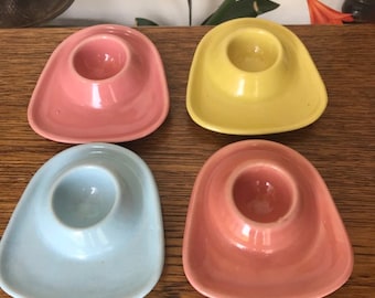 ヴィンテージ　エッグカップ　不透明白カップ　年代物 ヴィンテージ レトロ エッグカップ - Etsy 日本