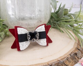 Santa's Belt Weihnachten Hund Haarbögen.  Rot, Weiß Glitter, Schwarze Hundeschleife.  Hübsche schwarze Rhinestone-Kristallmitte. Niedlich für Jungen / Mädchenhunde