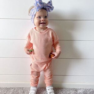 Peach Rib Baby Lounge Outfit - baby sweater and joggers - baby pullover - newborn clothes - baby cute playwear - baby shower gift