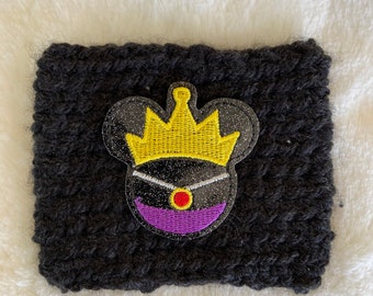 Villain Silhouette Crochet Coffee Cozy - Snow White Inspired Coffee Sleeve - Evil Queen Inspired Coffee Cup Cozy